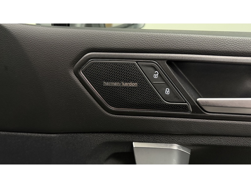 Volkswagen Tiguan TDI R-Line - U400059715