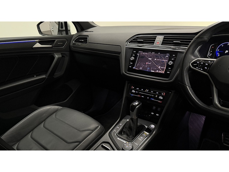 Volkswagen Tiguan TDI R-Line - U400059715