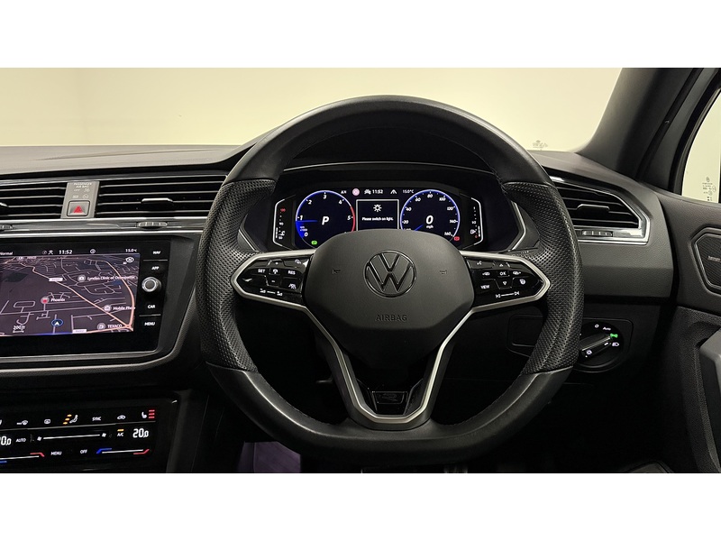 Volkswagen Tiguan TDI R-Line - U400059715