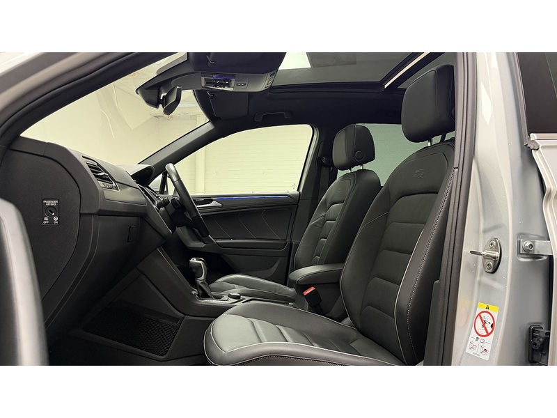 Volkswagen Tiguan TDI R-Line - U400059715