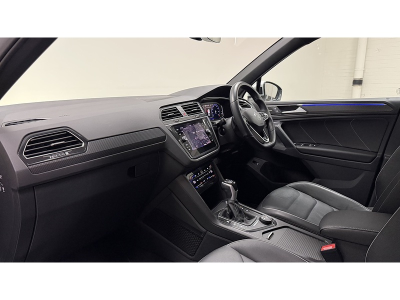 Volkswagen Tiguan TDI R-Line - U400059715
