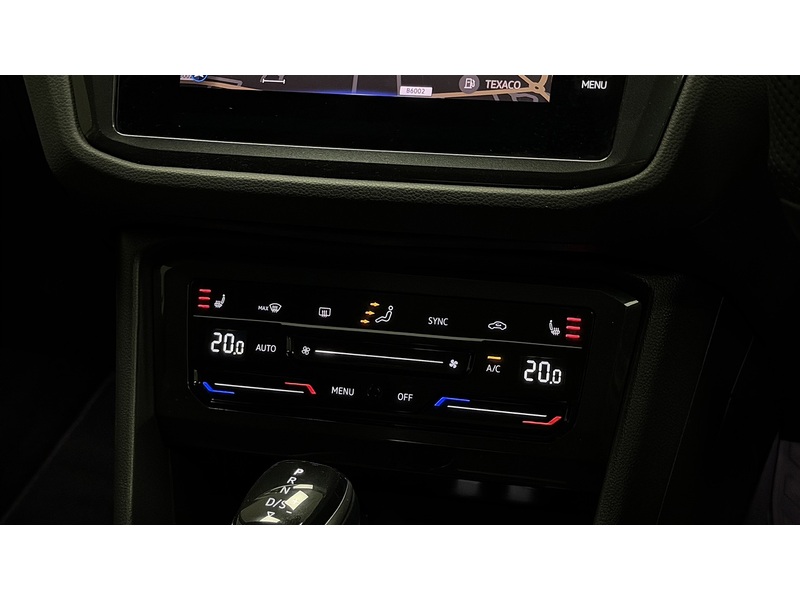 Volkswagen Tiguan TDI R-Line - U400059715