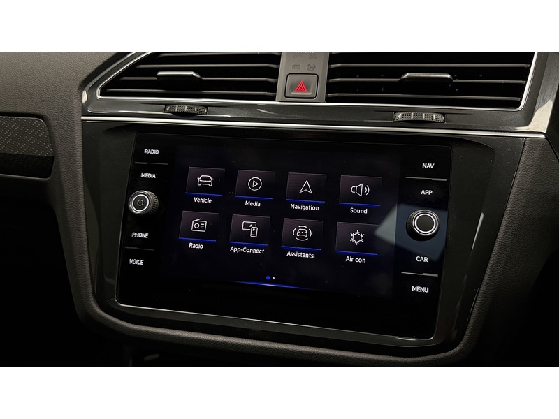 Volkswagen Tiguan TDI R-Line - U400059715