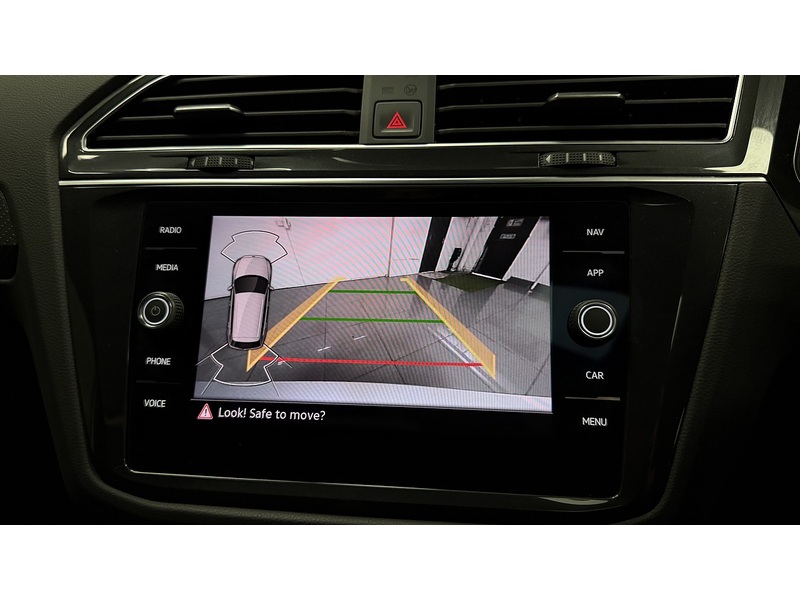 Volkswagen Tiguan TDI R-Line - U400059715