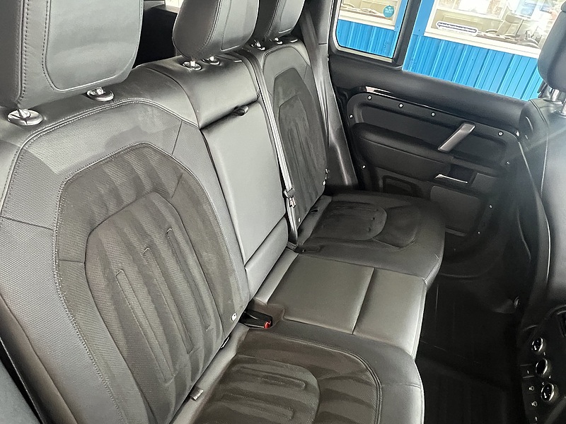 Land Rover P525 V8 SUV 5.0 Automatic Petrol