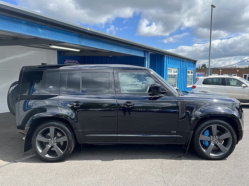 Land Rover P525 V8 SUV 5.0 Automatic Petrol