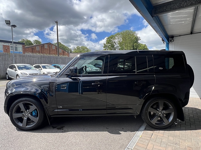 Land Rover P525 V8 SUV 5.0 Automatic Petrol