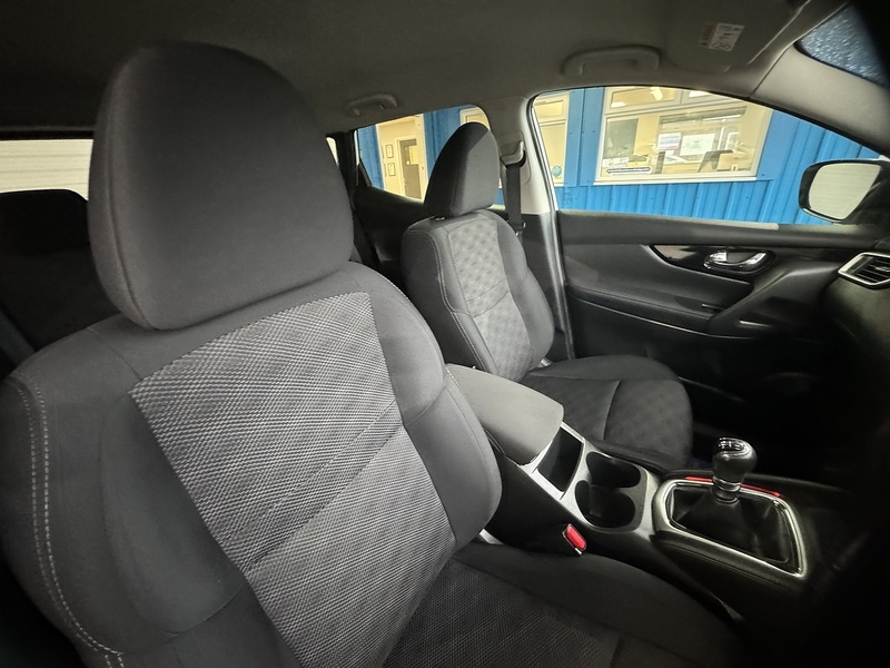 Nissan 1.5 dCi N-Connecta SUV 5dr Diesel Manual 2WD Euro 6 (s/s) (110 ps)