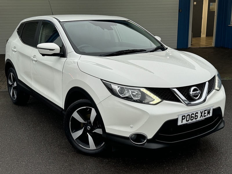 Nissan 1.5 dCi N-Connecta SUV 5dr Diesel Manual 2WD Euro 6 (s/s) (110 ps)