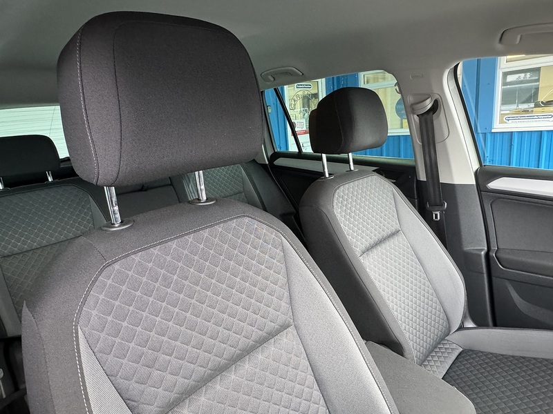 Volkswagen 2.0 TDI BlueMotion Tech SE Navigation SUV 5dr Diesel Manual Euro 6 (s/s) (150 ps)