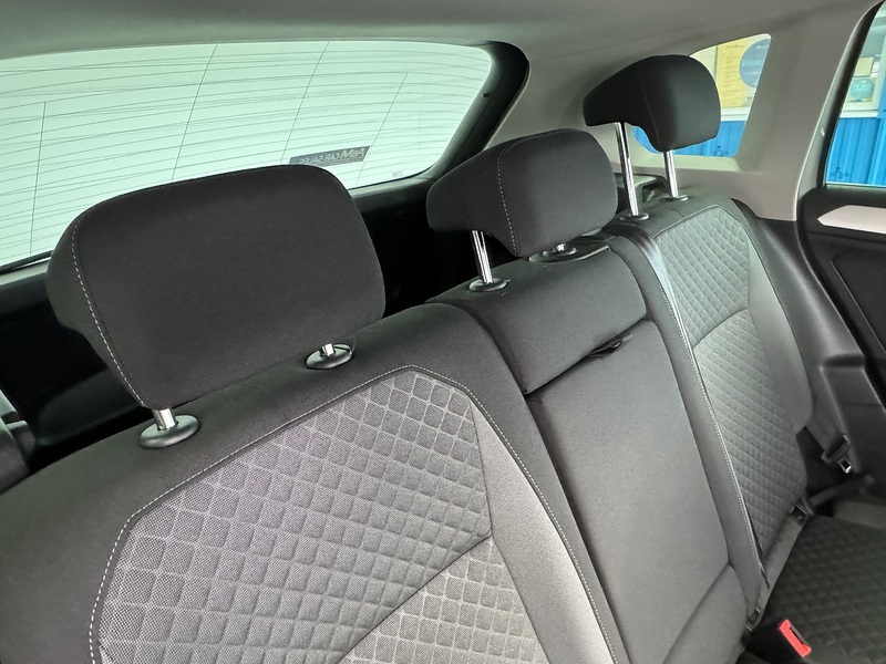 Volkswagen 2.0 TDI BlueMotion Tech SE Navigation SUV 5dr Diesel Manual Euro 6 (s/s) (150 ps)