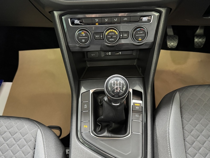 Volkswagen 2.0 TDI BlueMotion Tech SE Navigation SUV 5dr Diesel Manual Euro 6 (s/s) (150 ps)