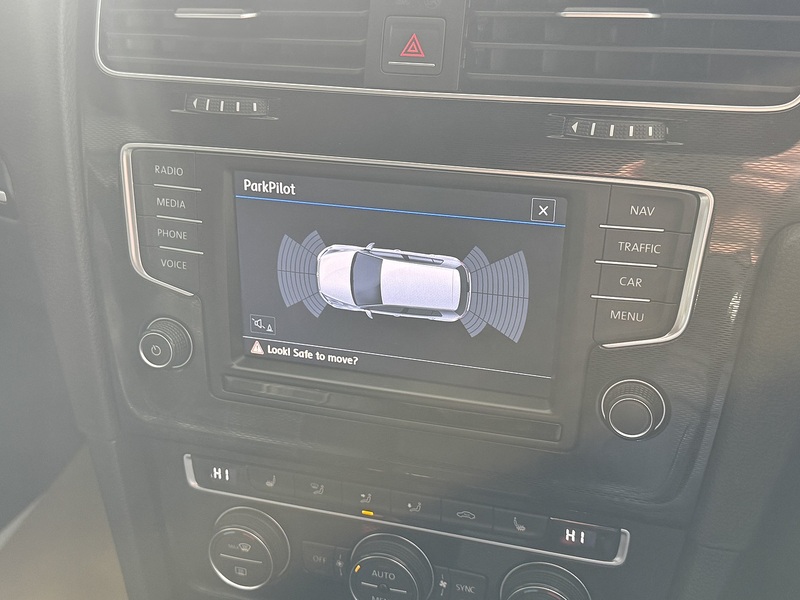 Volkswagen 2.0 TDI BlueMotion Tech GTD Hatchback 3dr Diesel DSG Euro 6 (s/s) (184 ps)