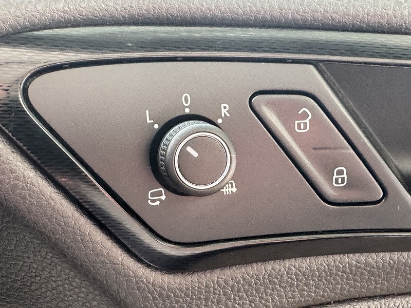 Volkswagen 2.0 TDI BlueMotion Tech GTD Hatchback 3dr Diesel DSG Euro 6 (s/s) (184 ps)