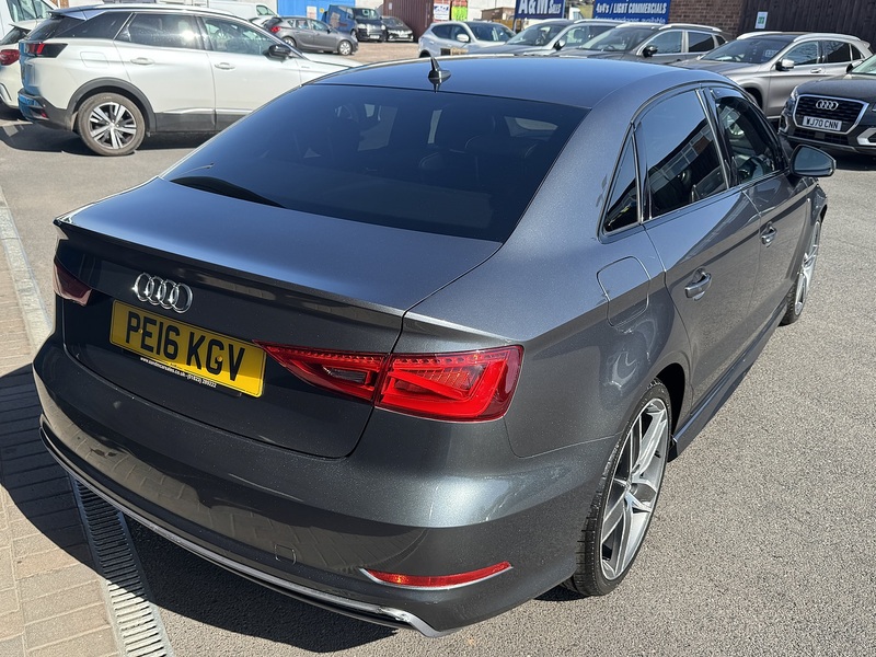 Audi 2.0 TDI S line Saloon 4dr Diesel S Tronic Euro 6 (s/s) (Nav) (150 ps)