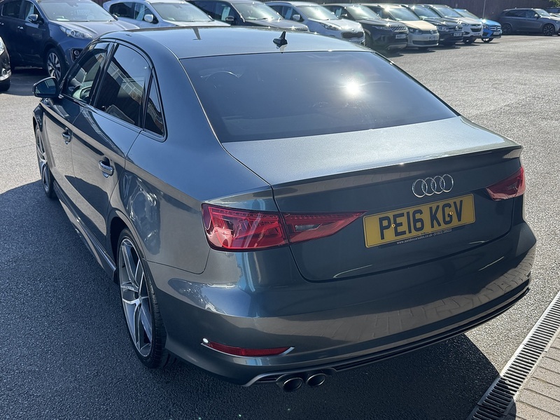 Audi 2.0 TDI S line Saloon 4dr Diesel S Tronic Euro 6 (s/s) (Nav) (150 ps)