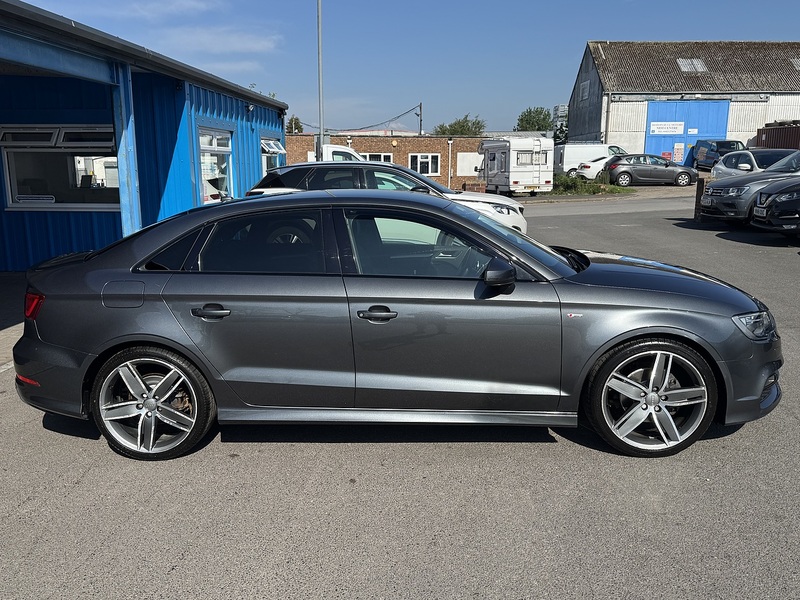 Audi 2.0 TDI S line Saloon 4dr Diesel S Tronic Euro 6 (s/s) (Nav) (150 ps)