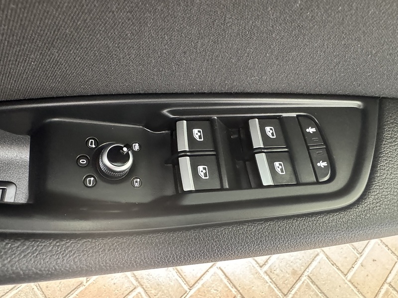 Audi 2.0 TDI ultra Sport Estate 5dr Diesel S Tronic Euro 6 (s/s) (190 ps)