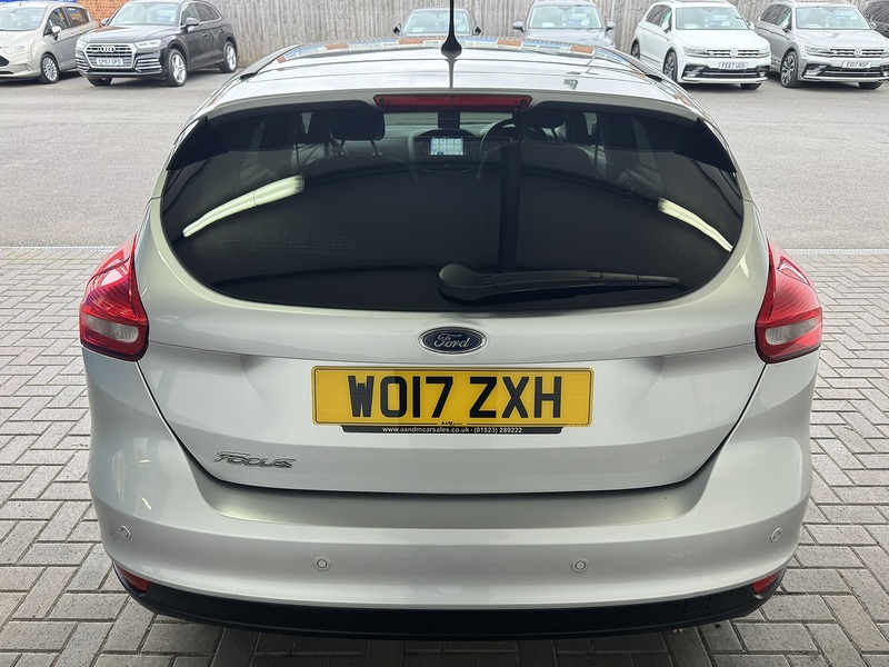 Ford 1.5 TDCi Zetec Edition Hatchback 5dr Diesel Manual Euro 6 (s/s) (120 ps)