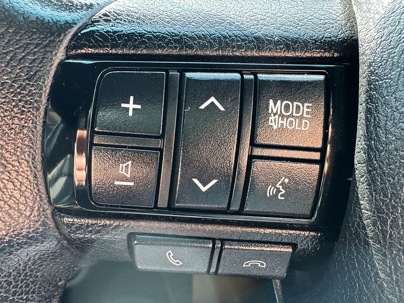 Toyota D-4D Invincible X Pickup 2.8 Automatic Diesel