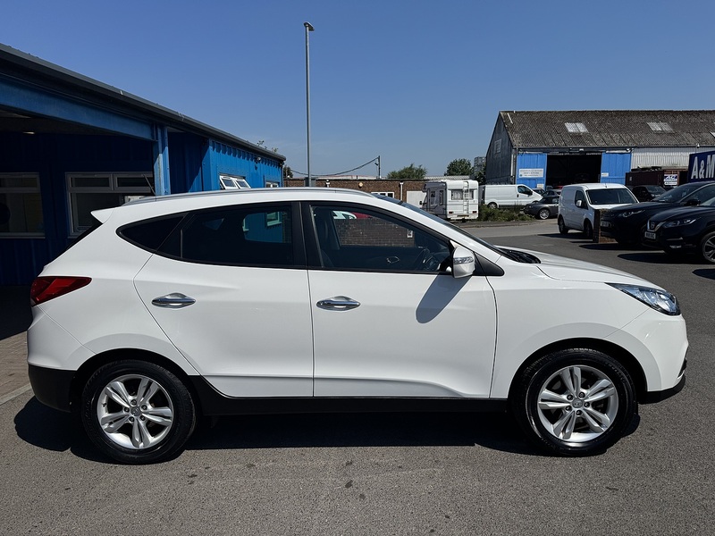 Hyundai 1.7 CRDi Premium SUV 5dr Diesel Manual Euro 5 (s/s) (115 ps)