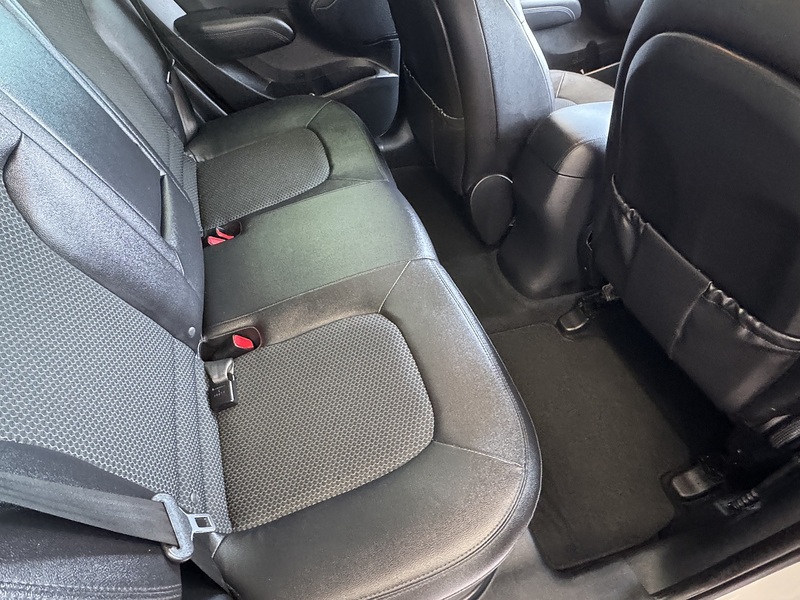 Hyundai 1.7 CRDi Premium SUV 5dr Diesel Manual Euro 5 (s/s) (115 ps)