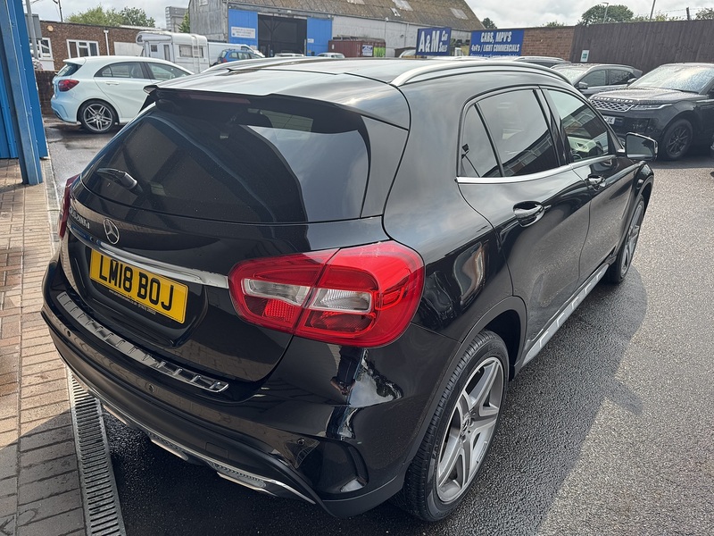 Mercedes-Benz 2.1 GLA200d AMG Line SUV 5dr Diesel Manual Euro 6 (s/s) (136 ps)