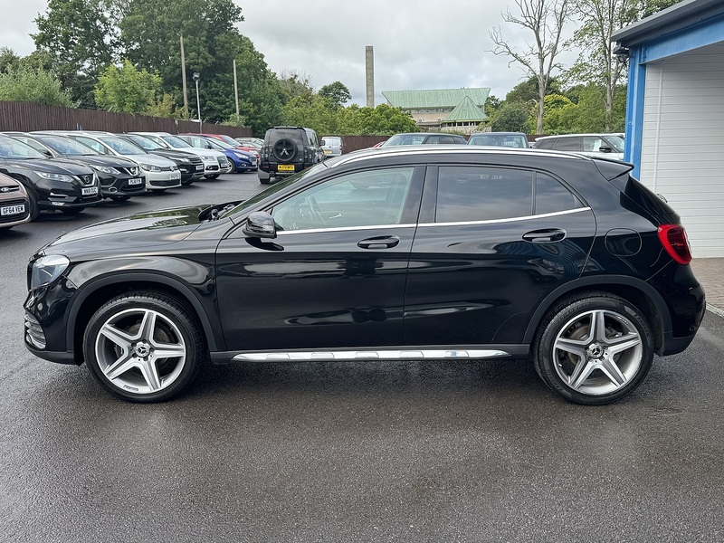 Mercedes-Benz 2.1 GLA200d AMG Line SUV 5dr Diesel Manual Euro 6 (s/s) (136 ps)