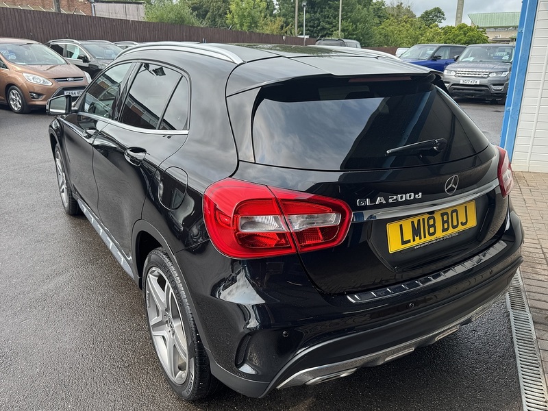 Mercedes-Benz 2.1 GLA200d AMG Line SUV 5dr Diesel Manual Euro 6 (s/s) (136 ps)