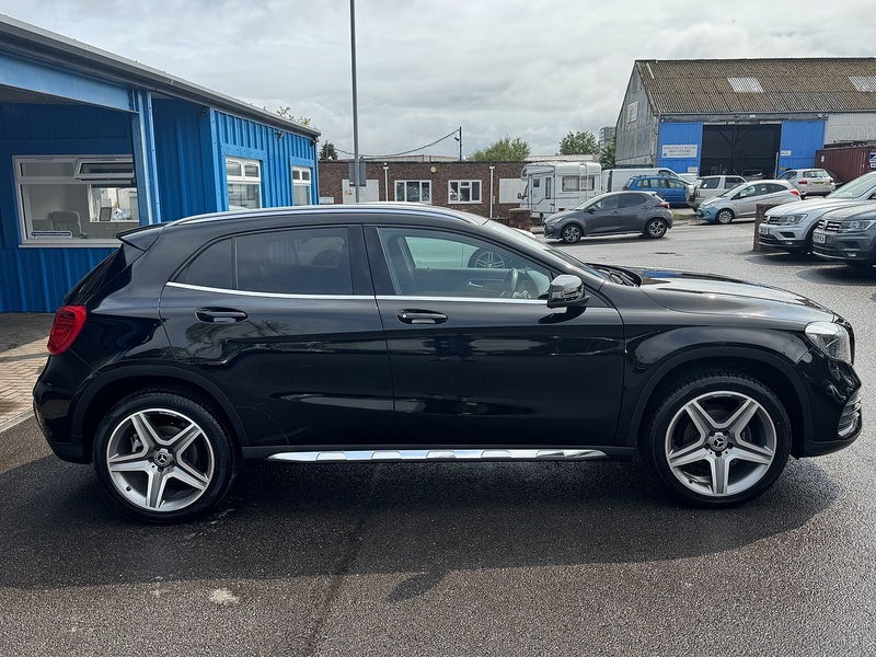 Mercedes-Benz 2.1 GLA200d AMG Line SUV 5dr Diesel Manual Euro 6 (s/s) (136 ps)