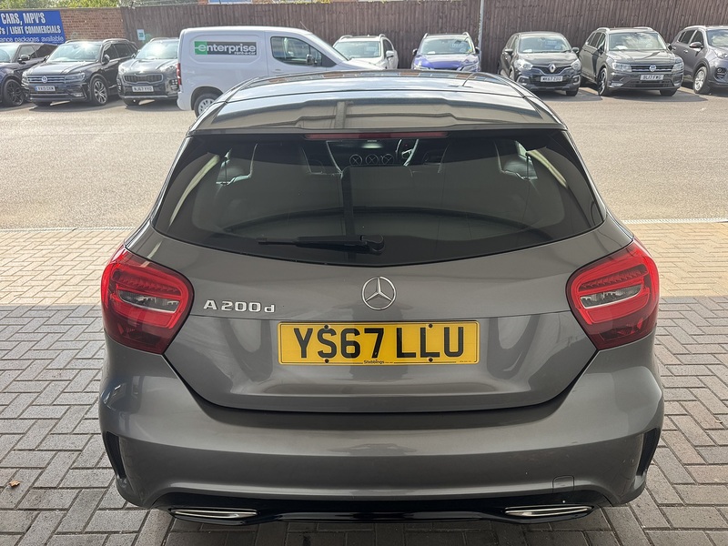 Mercedes-Benz 2.1 A200d AMG Line Hatchback 5dr Diesel 7G-DCT Euro 6 (s/s) (136 ps)