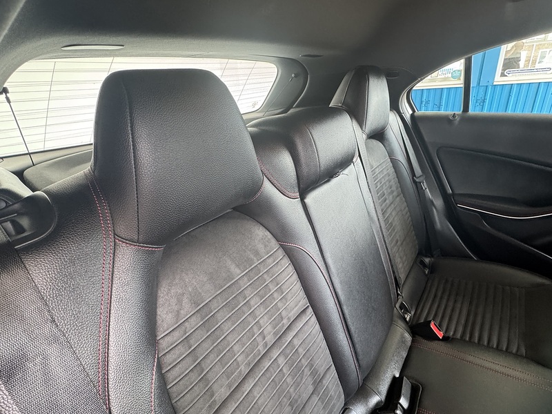 Mercedes-Benz 2.1 A200d AMG Line Hatchback 5dr Diesel 7G-DCT Euro 6 (s/s) (136 ps)