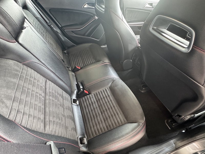 Mercedes-Benz 2.1 A200d AMG Line Hatchback 5dr Diesel 7G-DCT Euro 6 (s/s) (136 ps)