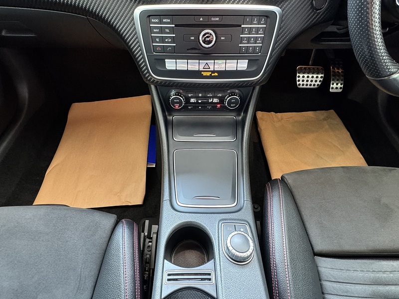 Mercedes-Benz 2.1 A200d AMG Line Hatchback 5dr Diesel 7G-DCT Euro 6 (s/s) (136 ps)