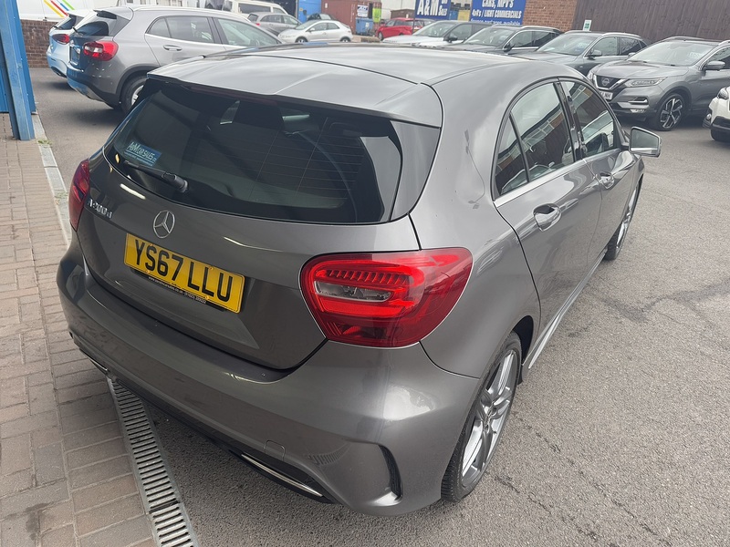 Mercedes-Benz 2.1 A200d AMG Line Hatchback 5dr Diesel 7G-DCT Euro 6 (s/s) (136 ps)