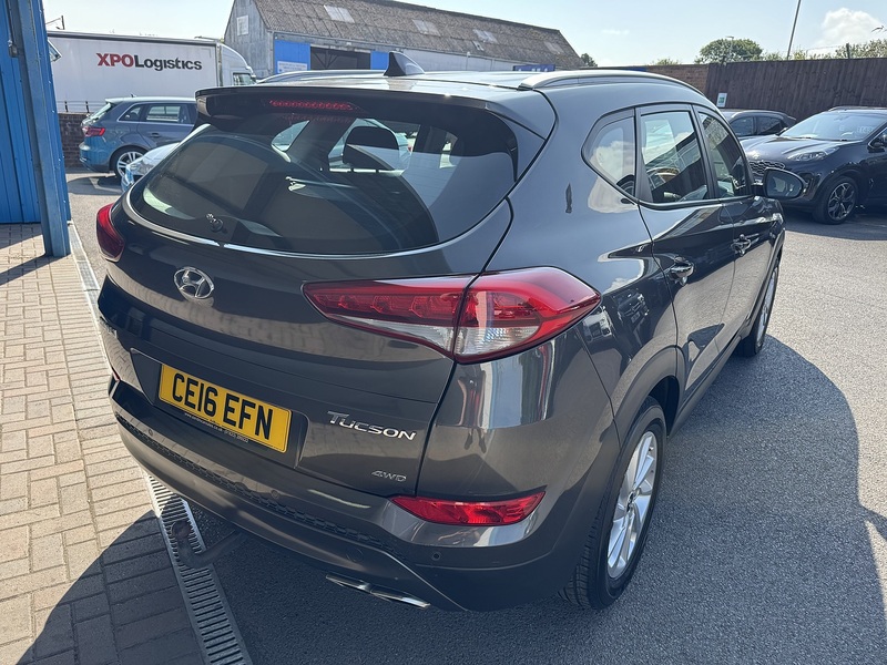 Hyundai CRDi SE Nav SUV 2.0 Automatic Diesel