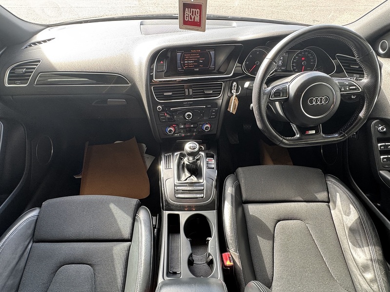 Audi 2.0 TDI Black Edition Plus Estate 5dr Diesel Manual Euro 5 (s/s) (177 ps)