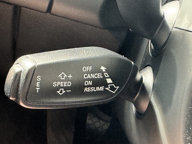 Audi 2.0 TDI Black Edition Plus Estate 5dr Diesel Manual Euro 5 (s/s) (177 ps)