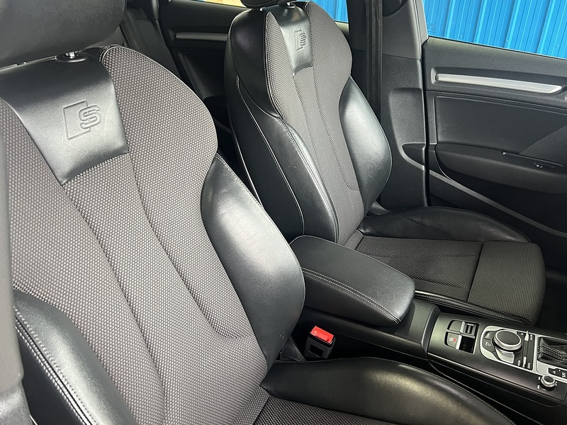 Audi 2.0 TDI S line Sportback 5dr Diesel S Tronic Auto 6Spd Euro 6 (s/s) (150 ps)