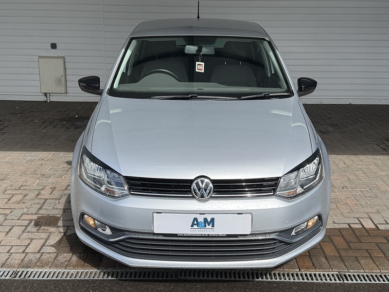 Volkswagen 1.0 BlueMotion Tech SE Design Hatchback 5dr Petrol Manual Euro 6 (s/s) (60 ps)