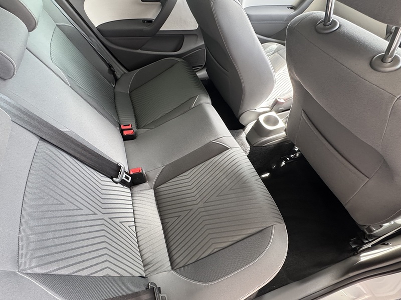 Volkswagen 1.0 BlueMotion Tech SE Design Hatchback 5dr Petrol Manual Euro 6 (s/s) (60 ps)