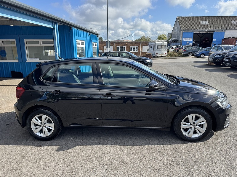 Volkswagen 1.0 SE Hatchback 5dr Petrol Manual Euro 6 (s/s) (65 ps)