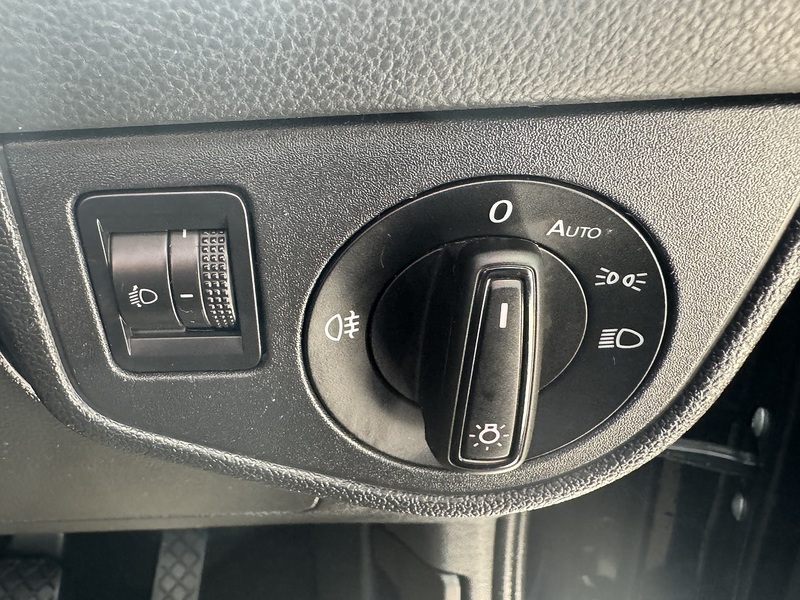 Volkswagen 1.0 SE Hatchback 5dr Petrol Manual Euro 6 (s/s) (65 ps)