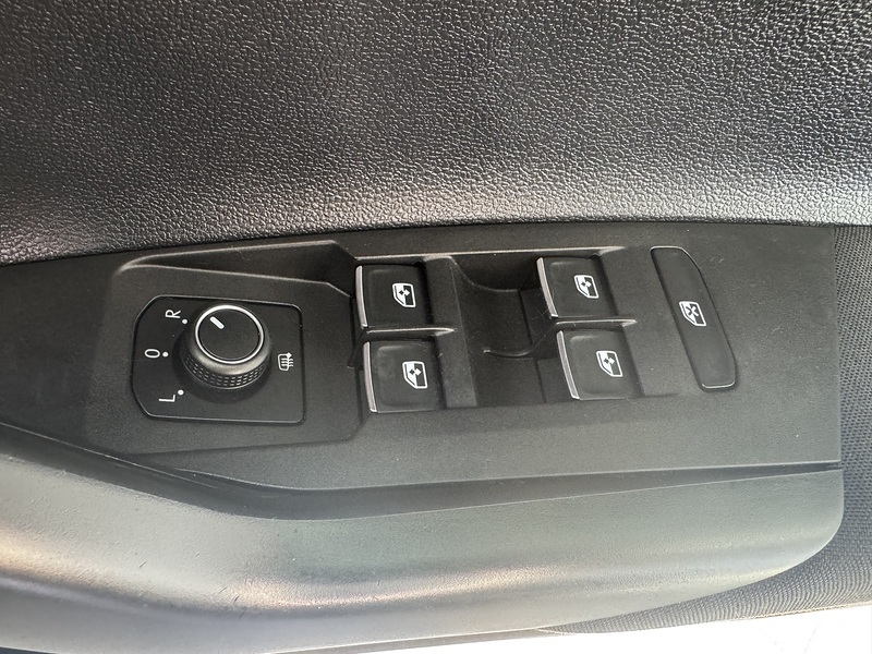 Volkswagen 1.0 SE Hatchback 5dr Petrol Manual Euro 6 (s/s) (65 ps)