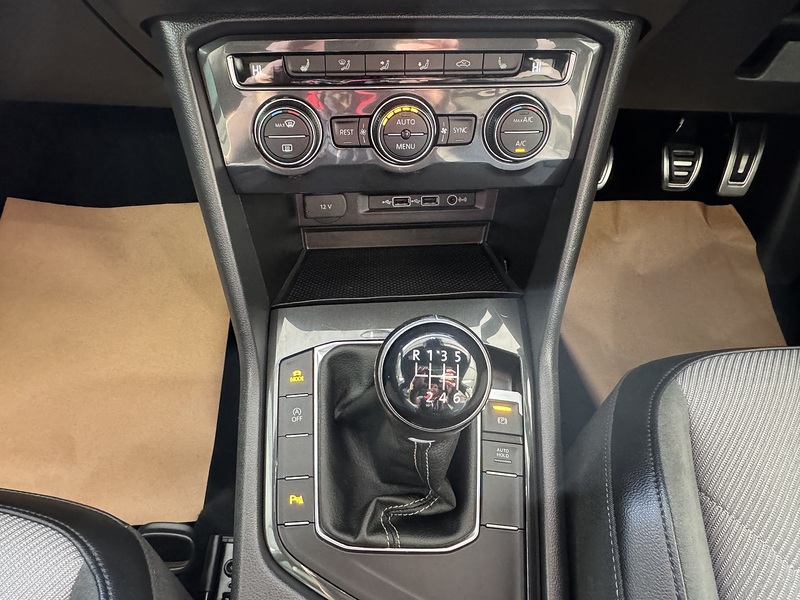 Volkswagen 2.0 TDI R-Line SUV 5dr Diesel Manual Euro 6 (s/s) (150 ps)