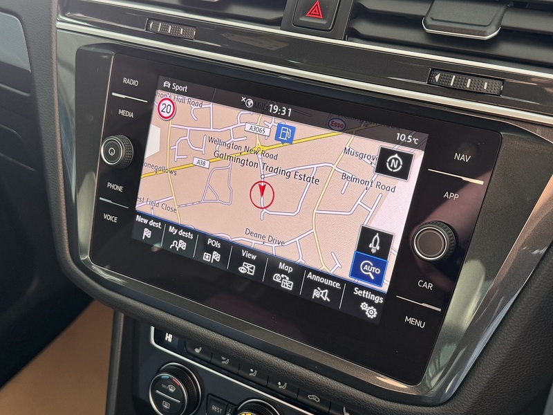 Volkswagen 2.0 TDI R-Line SUV 5dr Diesel Manual Euro 6 (s/s) (150 ps)