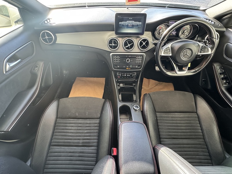 Mercedes-Benz 2.1 GLA220d AMG Line SUV 5dr Diesel 7G-DCT 4MATIC Euro 6 (s/s) (177 ps)