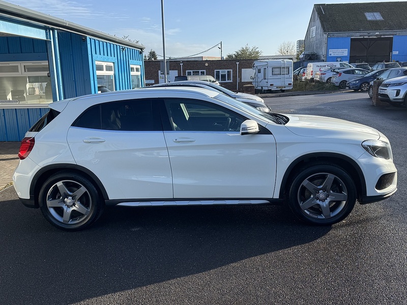 Mercedes-Benz 2.1 GLA220d AMG Line SUV 5dr Diesel 7G-DCT 4MATIC Euro 6 (s/s) (177 ps)