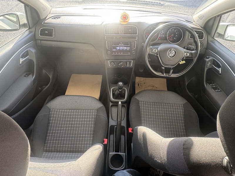 Volkswagen 1.2 TSI BlueMotion Tech SE Hatchback 5dr Petrol Manual Euro 6 (s/s) (90 ps)