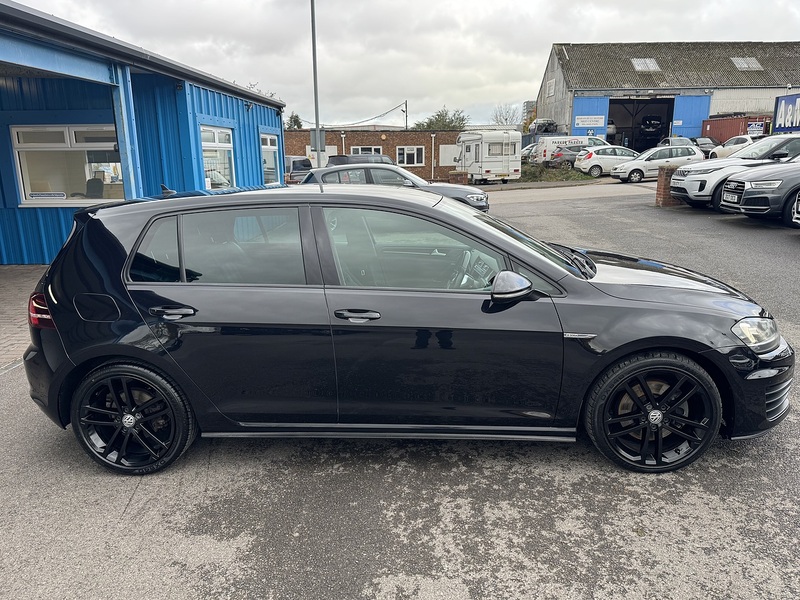 Volkswagen 2.0 TDI BlueMotion Tech GTD Hatchback 5dr Diesel Manual Euro 6 (s/s) (184 ps)